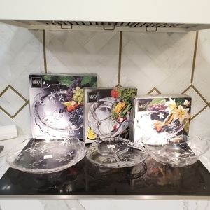 Mikasa set of 3 large glass serving dishes floral